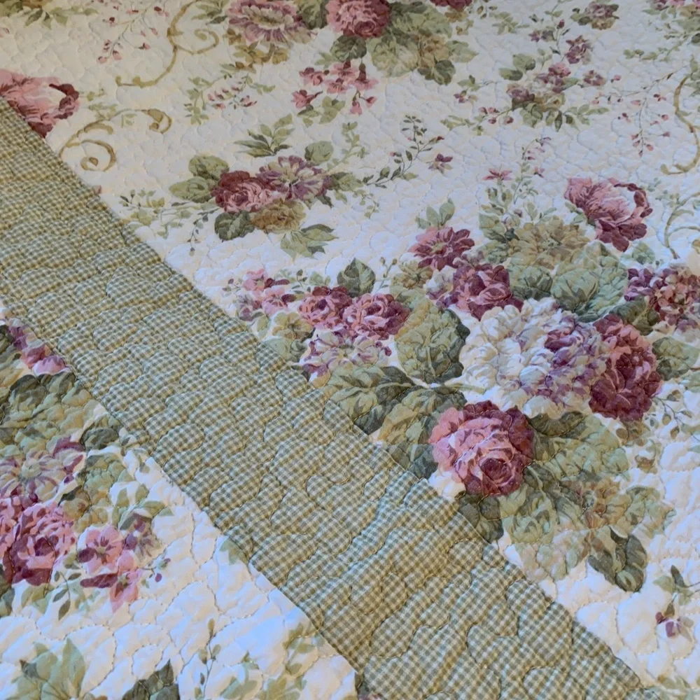 N/A floral checkered